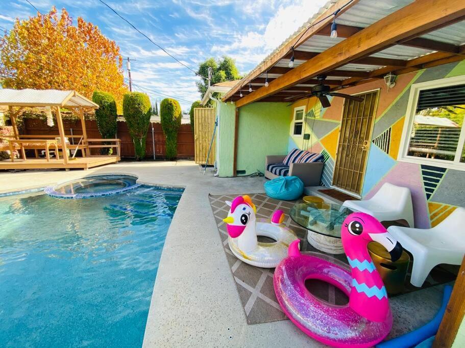 Endless Summer In La *heated Pool/hot Tub/cabana* * Los Angeles
