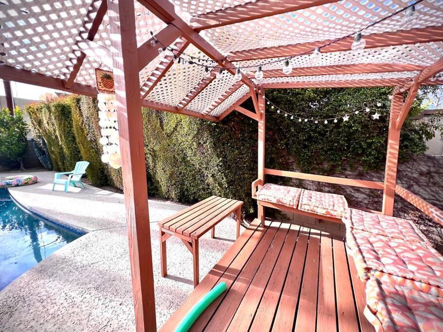 Endless Summer In La *heated Pool/hot Tub/cabana* Hébergement de vacances *